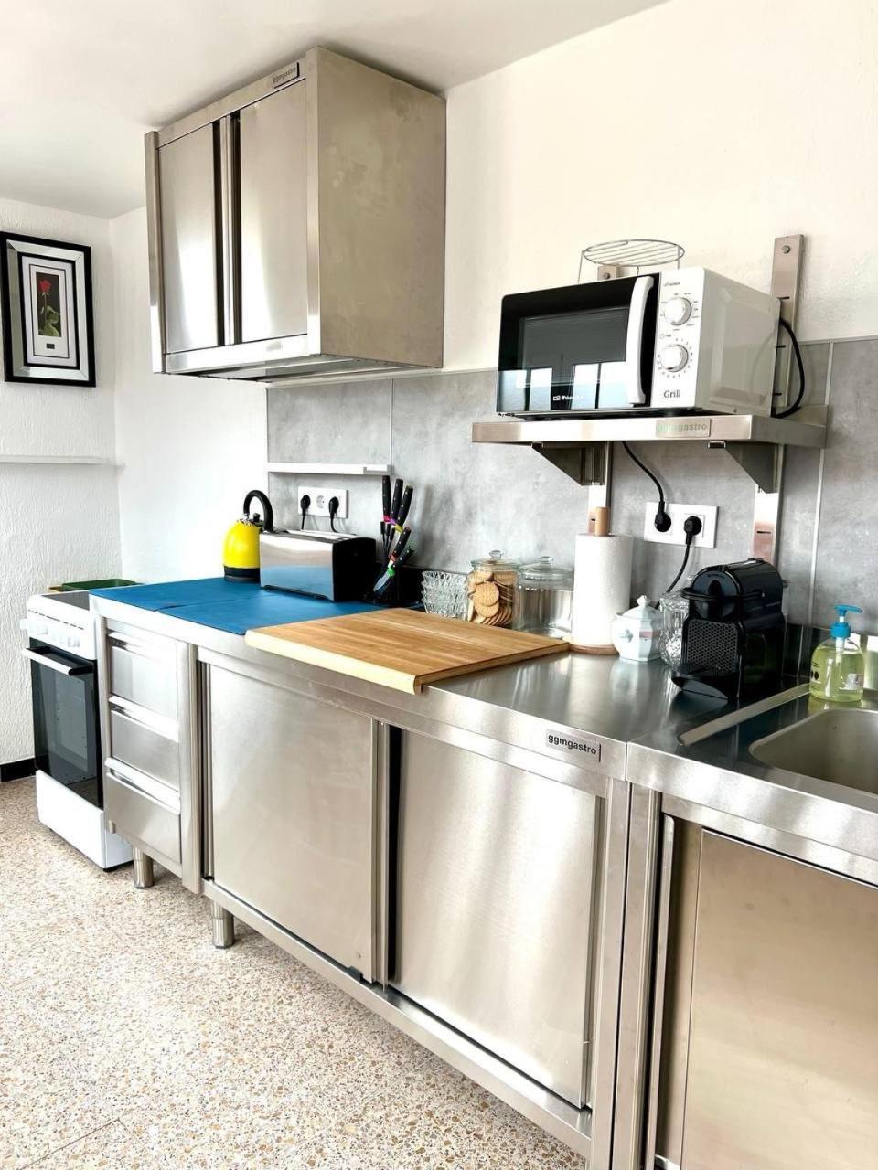 רוזס Escondite Central Con Terraza Compartida En La Azotea מראה חיצוני תמונה