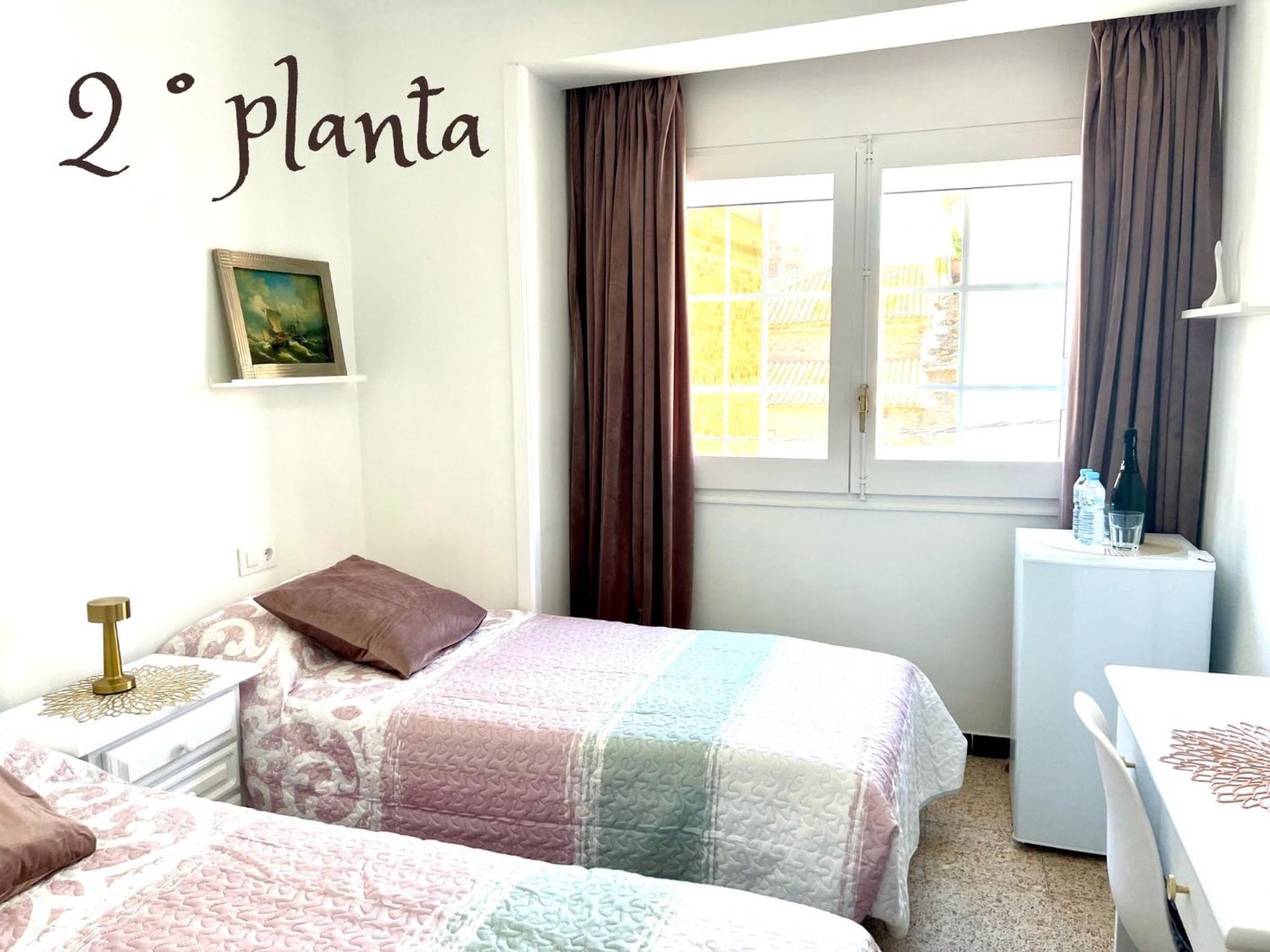 רוזס Escondite Central Con Terraza Compartida En La Azotea מראה חיצוני תמונה
