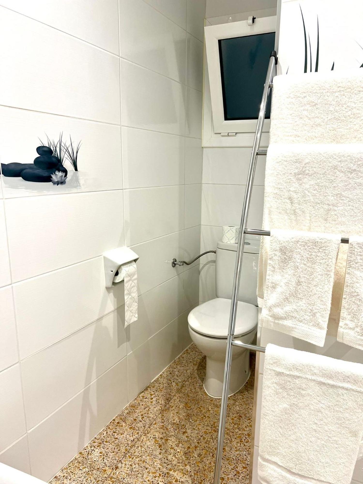 רוזס Escondite Central Con Terraza Compartida En La Azotea חדר תמונה
